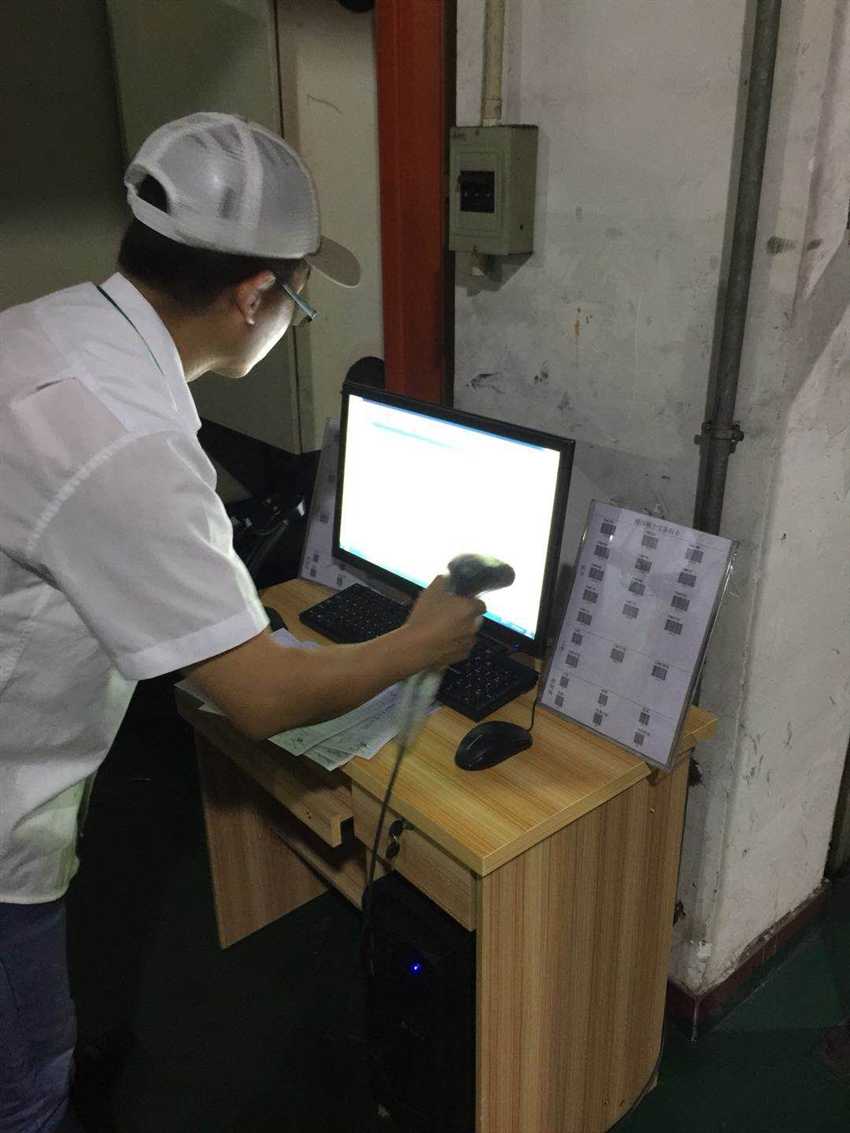 库存管理 LRP MRP 车间生产管理 生产管理 进度查询 负荷 员工绩效 模具成本